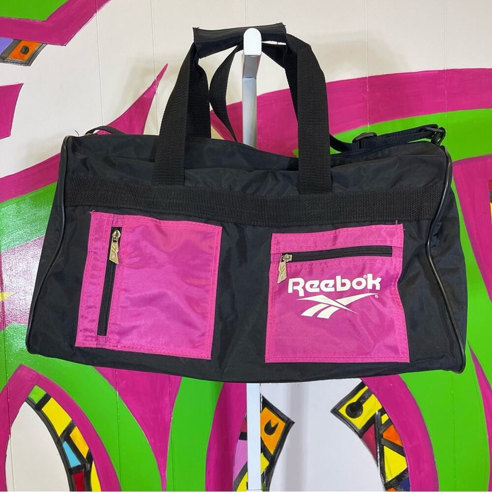 Reebok Black and Pink Duffel Bag. In excellent condition!
